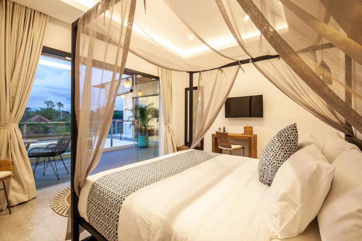 Zayana Villa